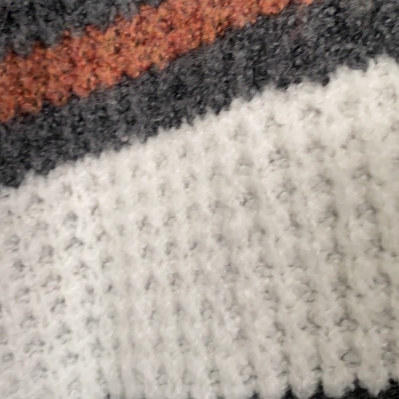 Colourblock knit sweater - Picture 4 of 6